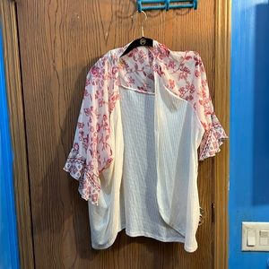 Maurice’s flowered and white light cardigan